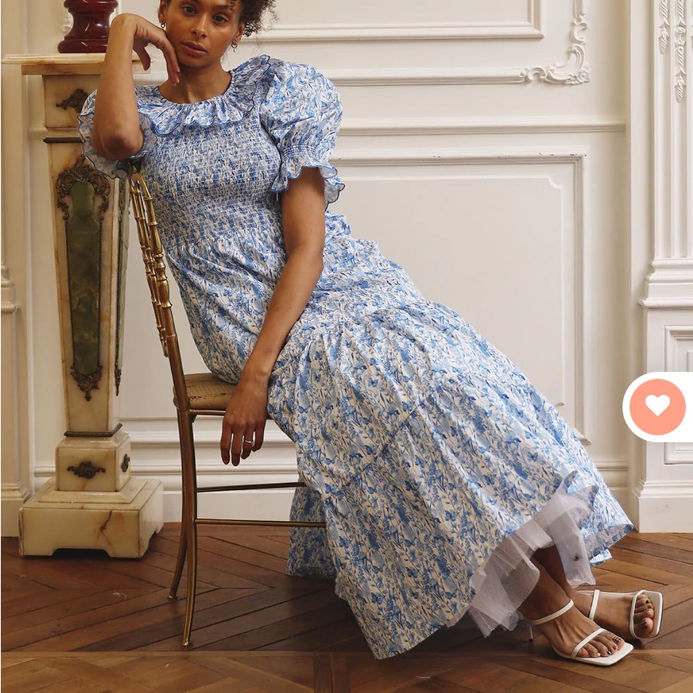 Nothing Fits But Nadia Scalloped Dress (S/M)